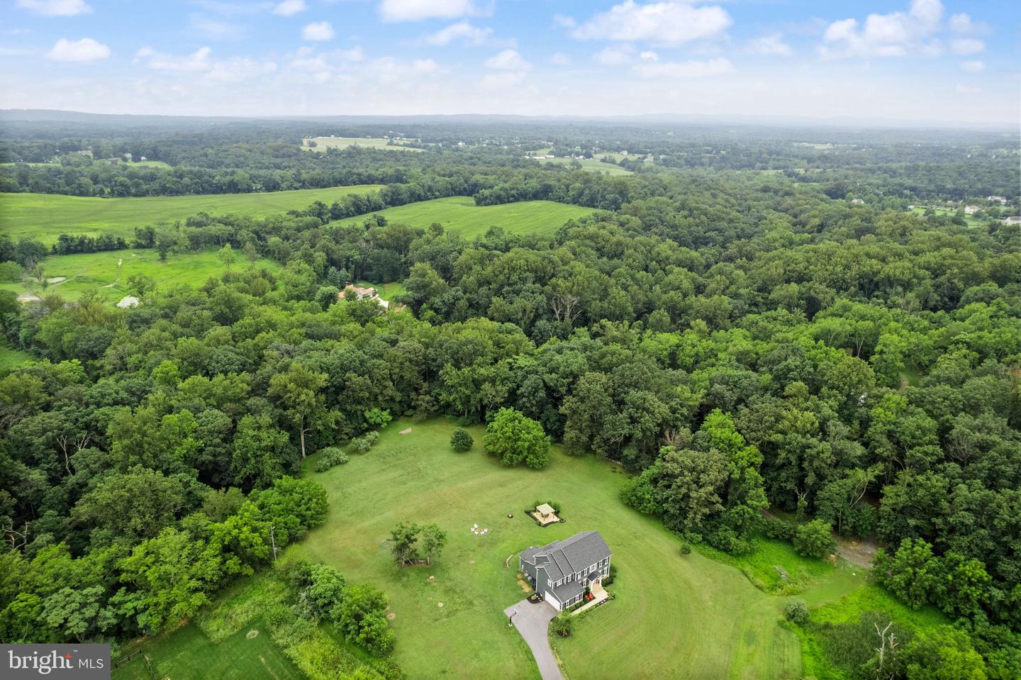 35707 SWEET BRANCH CT, PURCELLVILLE, Virginia 20132, 4 Bedrooms Bedrooms, ,3 BathroomsBathrooms,Residential,For sale,35707 SWEET BRANCH CT,VALO2104096 MLS # VALO2104096