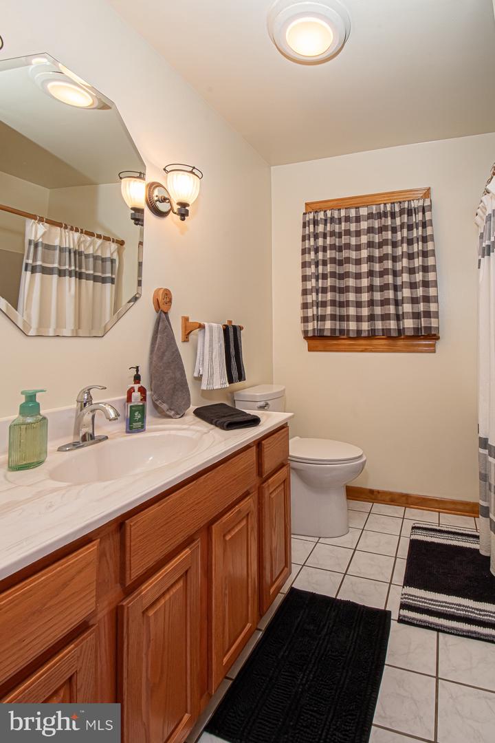 2180 STRASBURG RD, FRONT ROYAL, Virginia 22630, 4 Bedrooms Bedrooms, 16 Rooms Rooms,3 BathroomsBathrooms,Residential,For sale,2180 STRASBURG RD,VAWR2011910 MLS # VAWR2011910