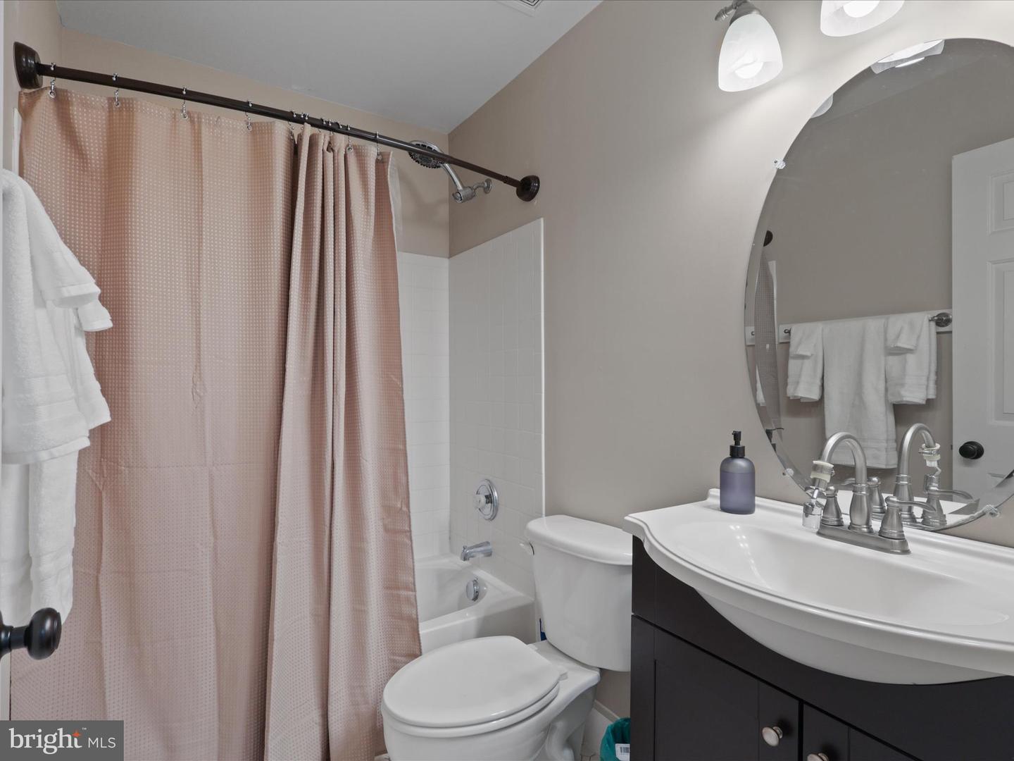 18290 OAK RIDGE DR, PURCELLVILLE, Virginia 20132, 4 Bedrooms Bedrooms, ,4 BathroomsBathrooms,Residential,For sale,18290 OAK RIDGE DR,VALO2104234 MLS # VALO2104234