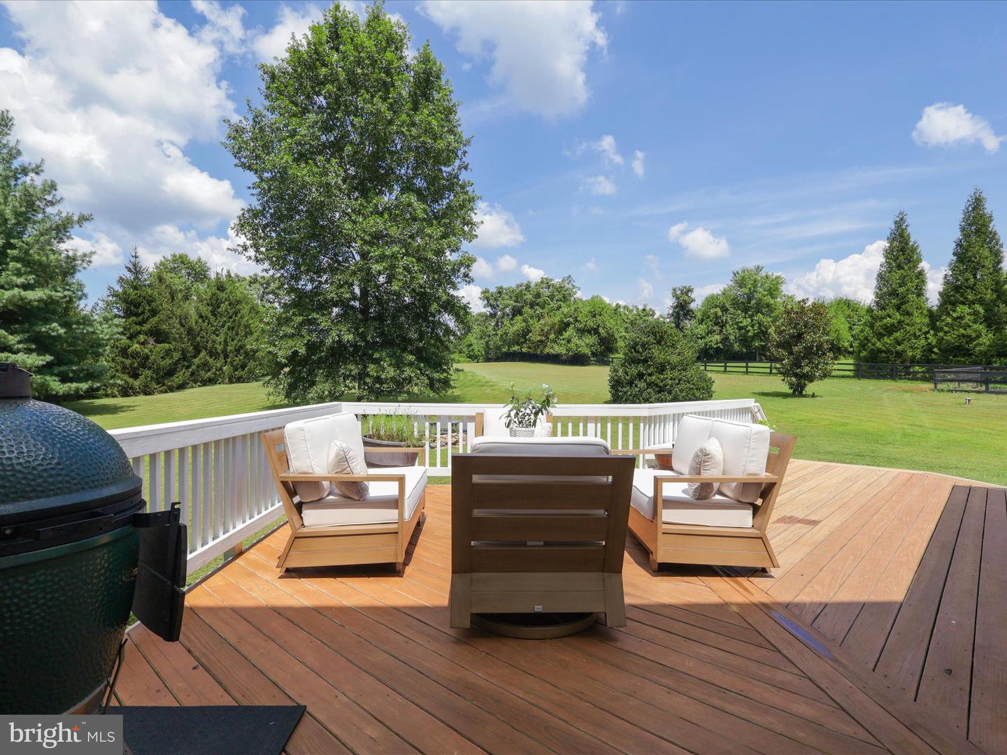18290 OAK RIDGE DR, PURCELLVILLE, Virginia 20132, 4 Bedrooms Bedrooms, ,4 BathroomsBathrooms,Residential,For sale,18290 OAK RIDGE DR,VALO2104234 MLS # VALO2104234