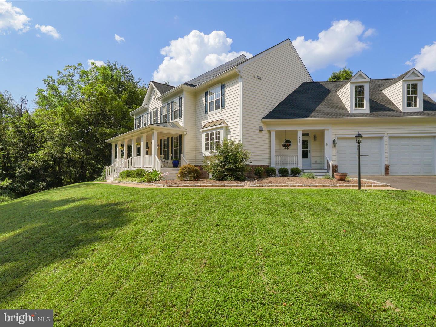 18290 OAK RIDGE DR, PURCELLVILLE, Virginia 20132, 4 Bedrooms Bedrooms, ,4 BathroomsBathrooms,Residential,For sale,18290 OAK RIDGE DR,VALO2104234 MLS # VALO2104234