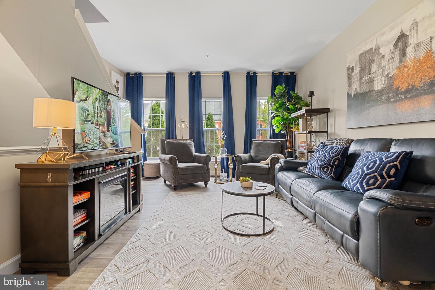 5804 SUMMERS GROVE RD, ALEXANDRIA, Virginia 22304, 3 Bedrooms Bedrooms, ,3 BathroomsBathrooms,Residential,For sale,5804 SUMMERS GROVE RD,VAAX2048410 MLS # VAAX2048410