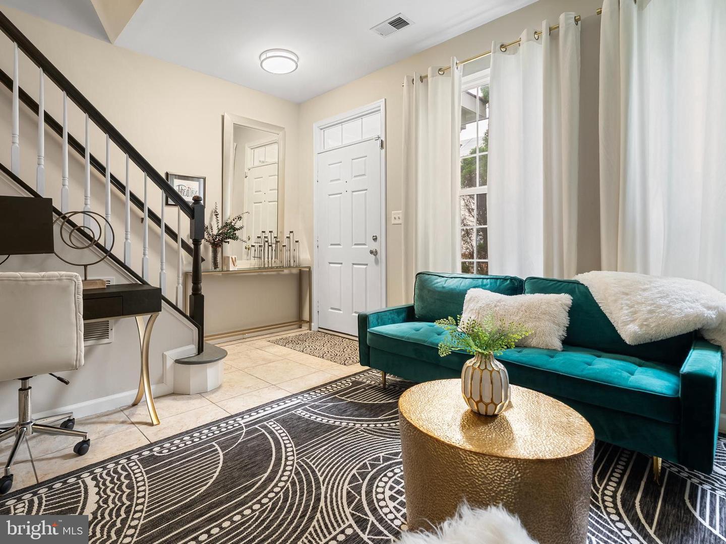 5804 SUMMERS GROVE RD, ALEXANDRIA, Virginia 22304, 3 Bedrooms Bedrooms, ,3 BathroomsBathrooms,Residential,For sale,5804 SUMMERS GROVE RD,VAAX2048410 MLS # VAAX2048410