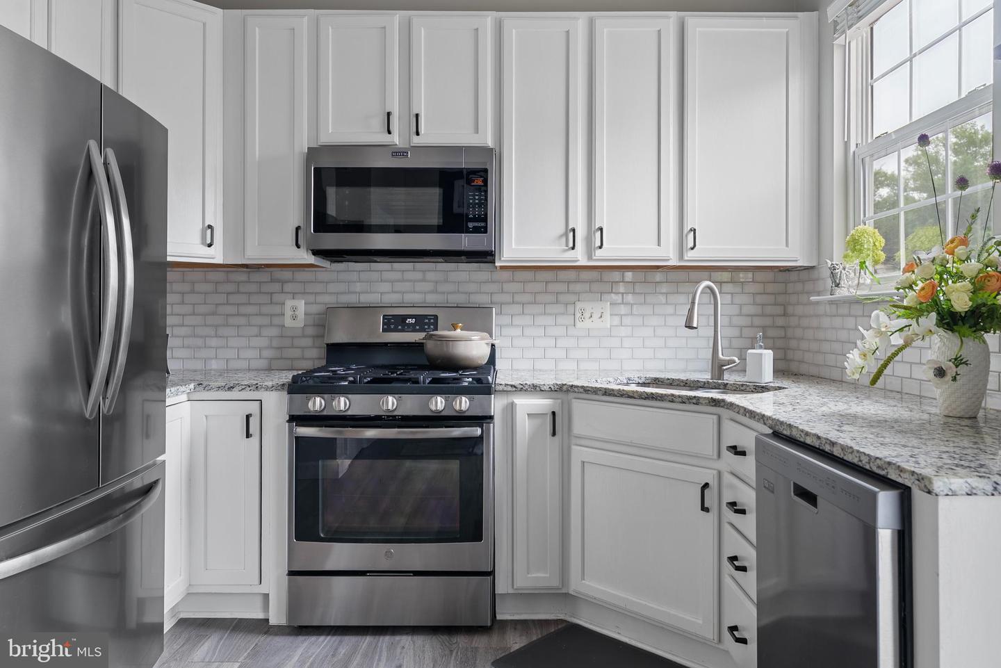 5804 SUMMERS GROVE RD, ALEXANDRIA, Virginia 22304, 3 Bedrooms Bedrooms, ,3 BathroomsBathrooms,Residential,For sale,5804 SUMMERS GROVE RD,VAAX2048410 MLS # VAAX2048410