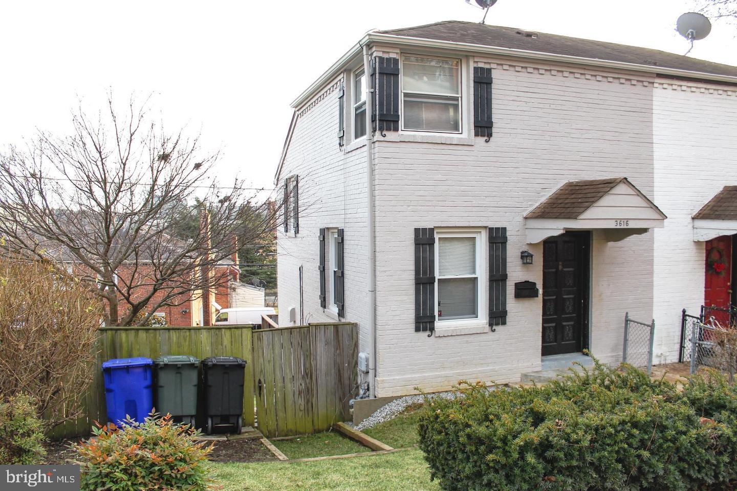 3616 KEMPER RD, ARLINGTON, Virginia 22206, 3 Bedrooms Bedrooms, ,2 BathroomsBathrooms,Residential,For sale,3616 KEMPER RD,VAAR2062100 MLS # VAAR2062100
