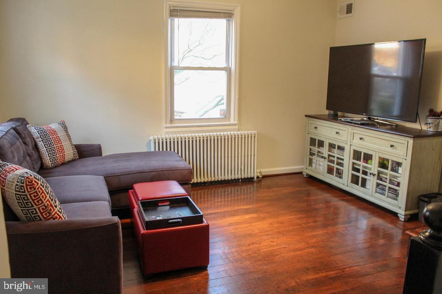 3616 KEMPER RD, ARLINGTON, Virginia 22206, 3 Bedrooms Bedrooms, ,2 BathroomsBathrooms,Residential,For sale,3616 KEMPER RD,VAAR2062100 MLS # VAAR2062100