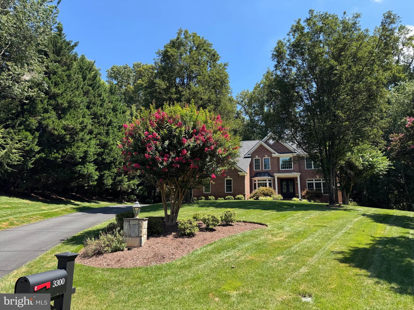 3300 LAUREN OAKS CT, HERNDON, Virginia 20171, 5 Bedrooms Bedrooms, ,5 BathroomsBathrooms,Residential,For sale,3300 LAUREN OAKS CT,VAFX2260348 MLS # VAFX2260348