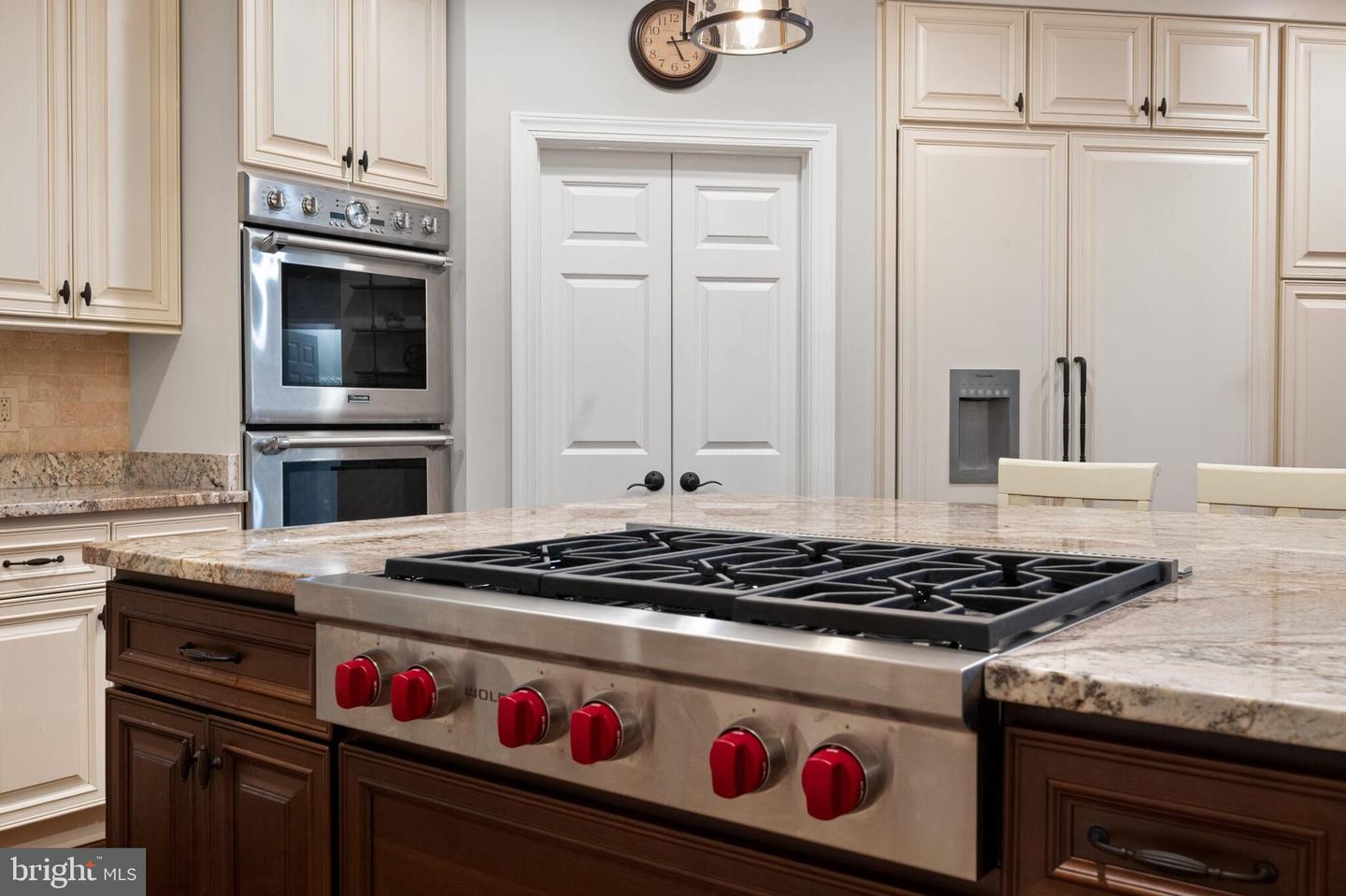 3300 LAUREN OAKS CT, HERNDON, Virginia 20171, 5 Bedrooms Bedrooms, ,5 BathroomsBathrooms,Residential,For sale,3300 LAUREN OAKS CT,VAFX2260348 MLS # VAFX2260348