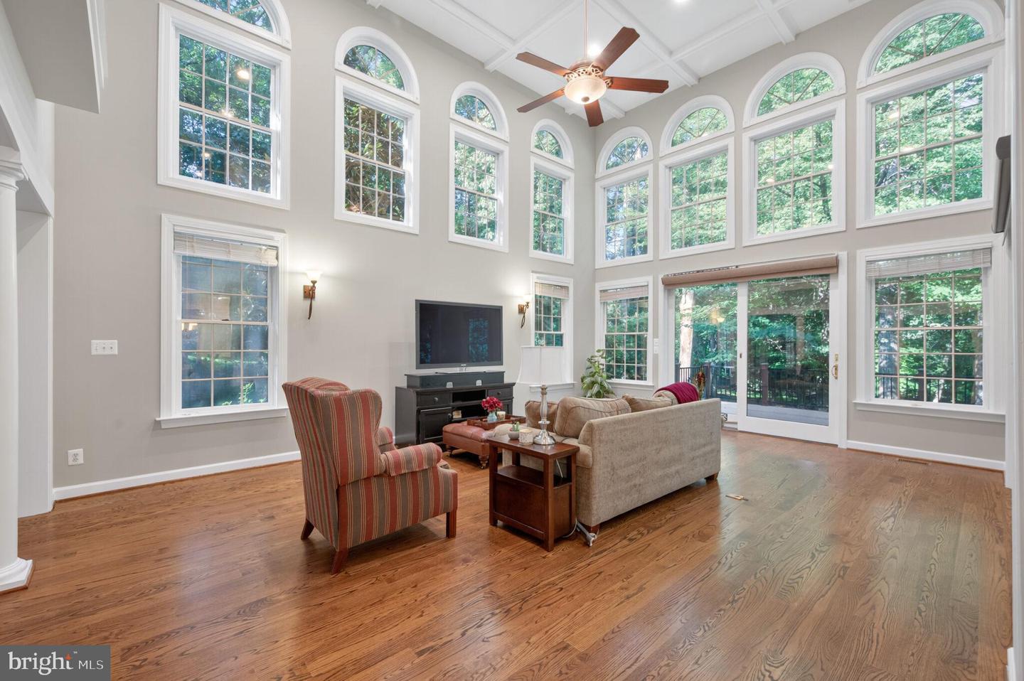 3300 LAUREN OAKS CT, HERNDON, Virginia 20171, 5 Bedrooms Bedrooms, ,5 BathroomsBathrooms,Residential,For sale,3300 LAUREN OAKS CT,VAFX2260348 MLS # VAFX2260348