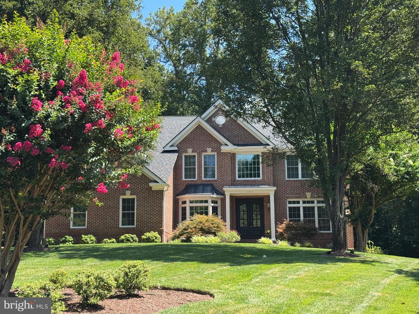 3300 LAUREN OAKS CT, HERNDON, Virginia 20171, 5 Bedrooms Bedrooms, ,5 BathroomsBathrooms,Residential,For sale,3300 LAUREN OAKS CT,VAFX2260348 MLS # VAFX2260348