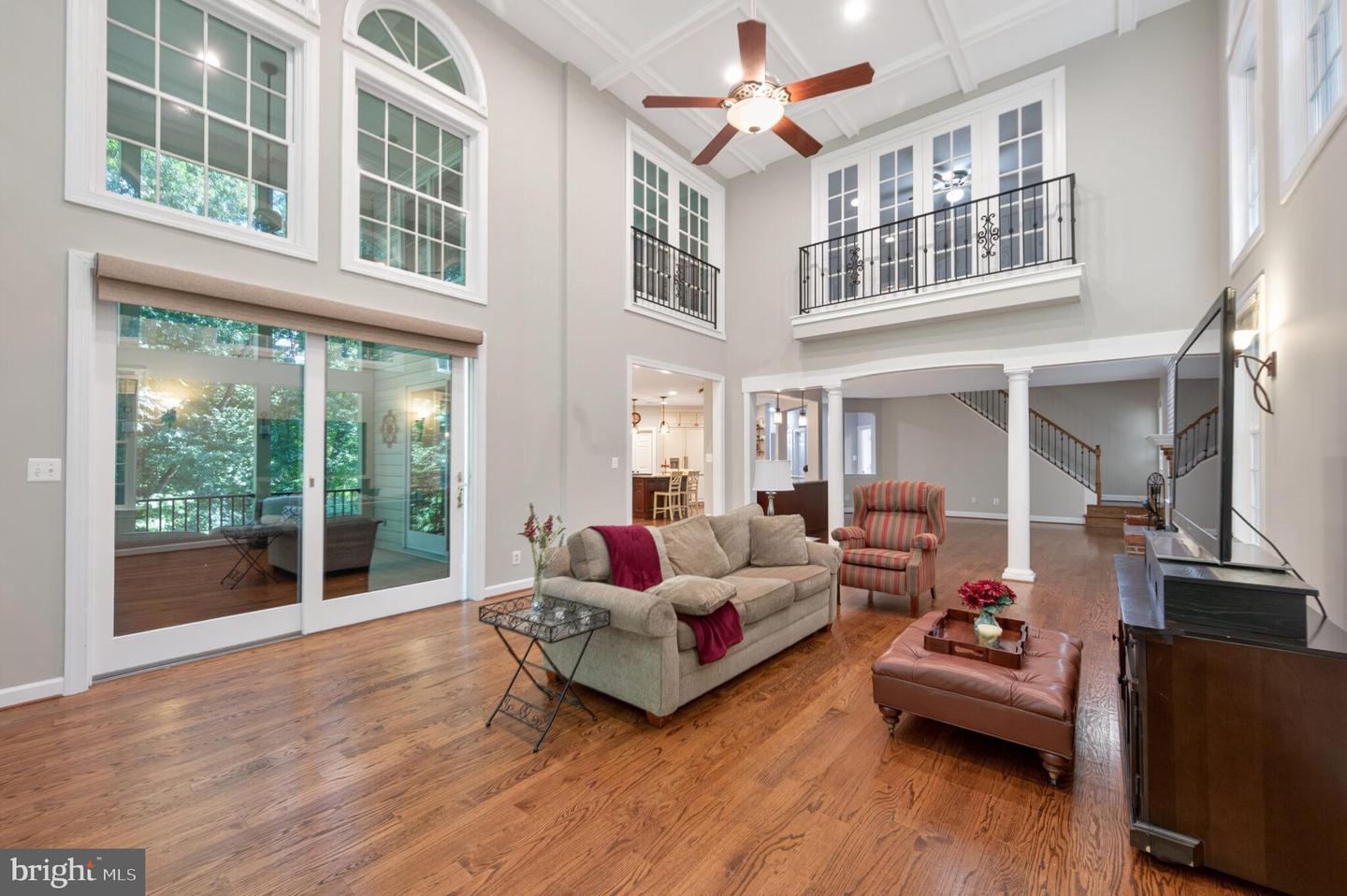 3300 LAUREN OAKS CT, HERNDON, Virginia 20171, 5 Bedrooms Bedrooms, ,5 BathroomsBathrooms,Residential,For sale,3300 LAUREN OAKS CT,VAFX2260348 MLS # VAFX2260348