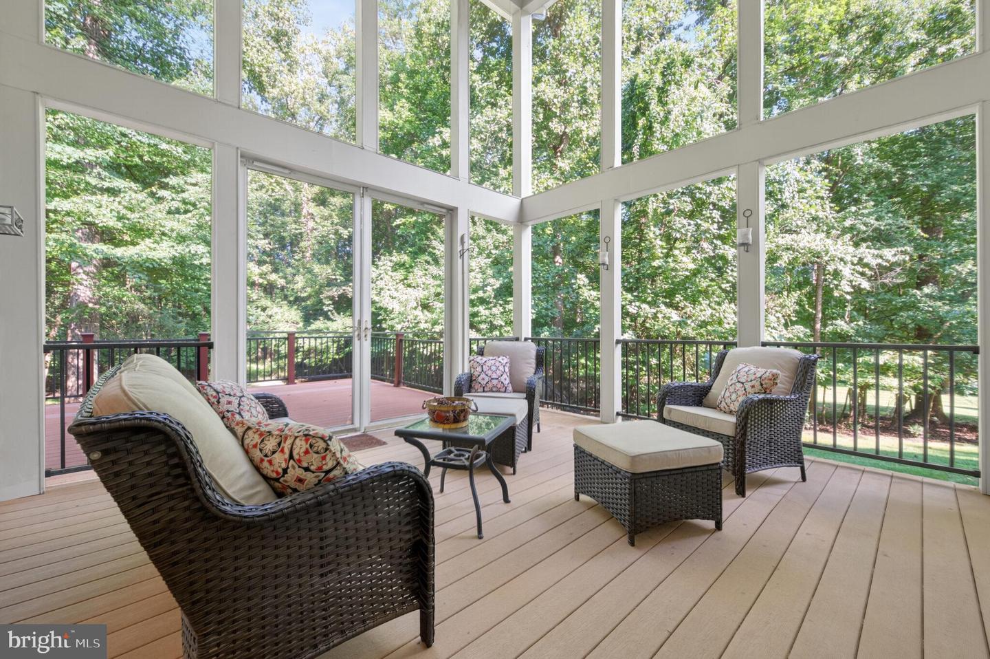 3300 LAUREN OAKS CT, HERNDON, Virginia 20171, 5 Bedrooms Bedrooms, ,5 BathroomsBathrooms,Residential,For sale,3300 LAUREN OAKS CT,VAFX2260348 MLS # VAFX2260348