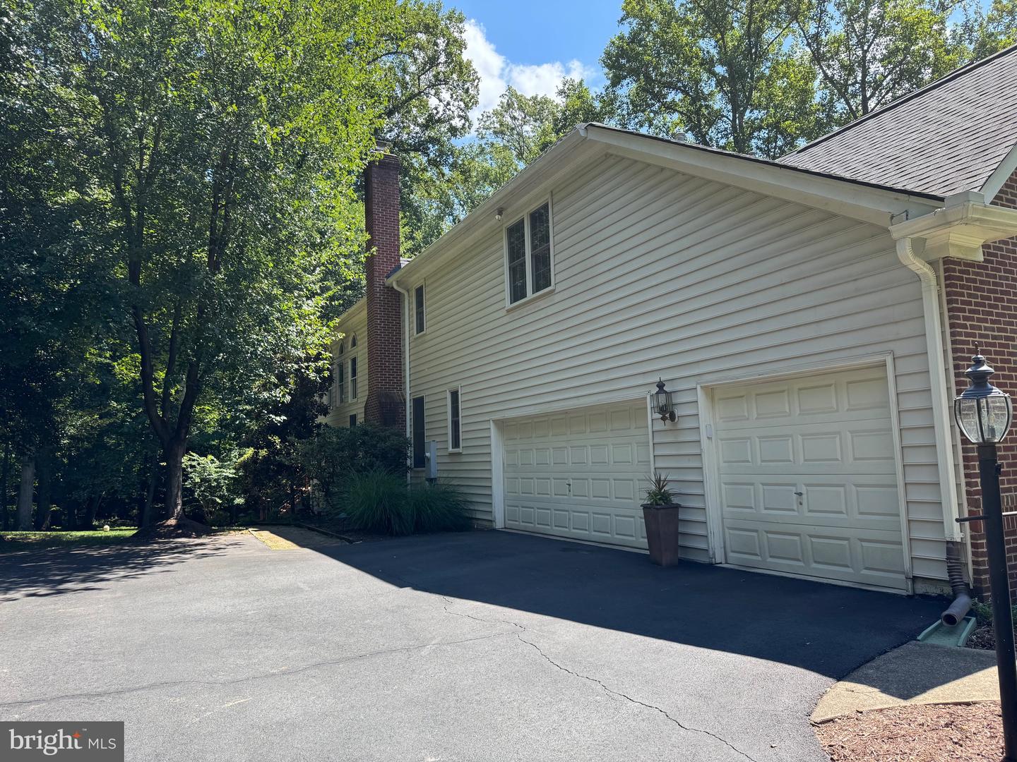 3300 LAUREN OAKS CT, HERNDON, Virginia 20171, 5 Bedrooms Bedrooms, ,5 BathroomsBathrooms,Residential,For sale,3300 LAUREN OAKS CT,VAFX2260348 MLS # VAFX2260348
