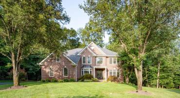 3300 LAUREN OAKS CT, HERNDON, Virginia 20171, 5 Bedrooms Bedrooms, ,5 BathroomsBathrooms,Residential,For sale,3300 LAUREN OAKS CT,VAFX2260348 MLS # VAFX2260348