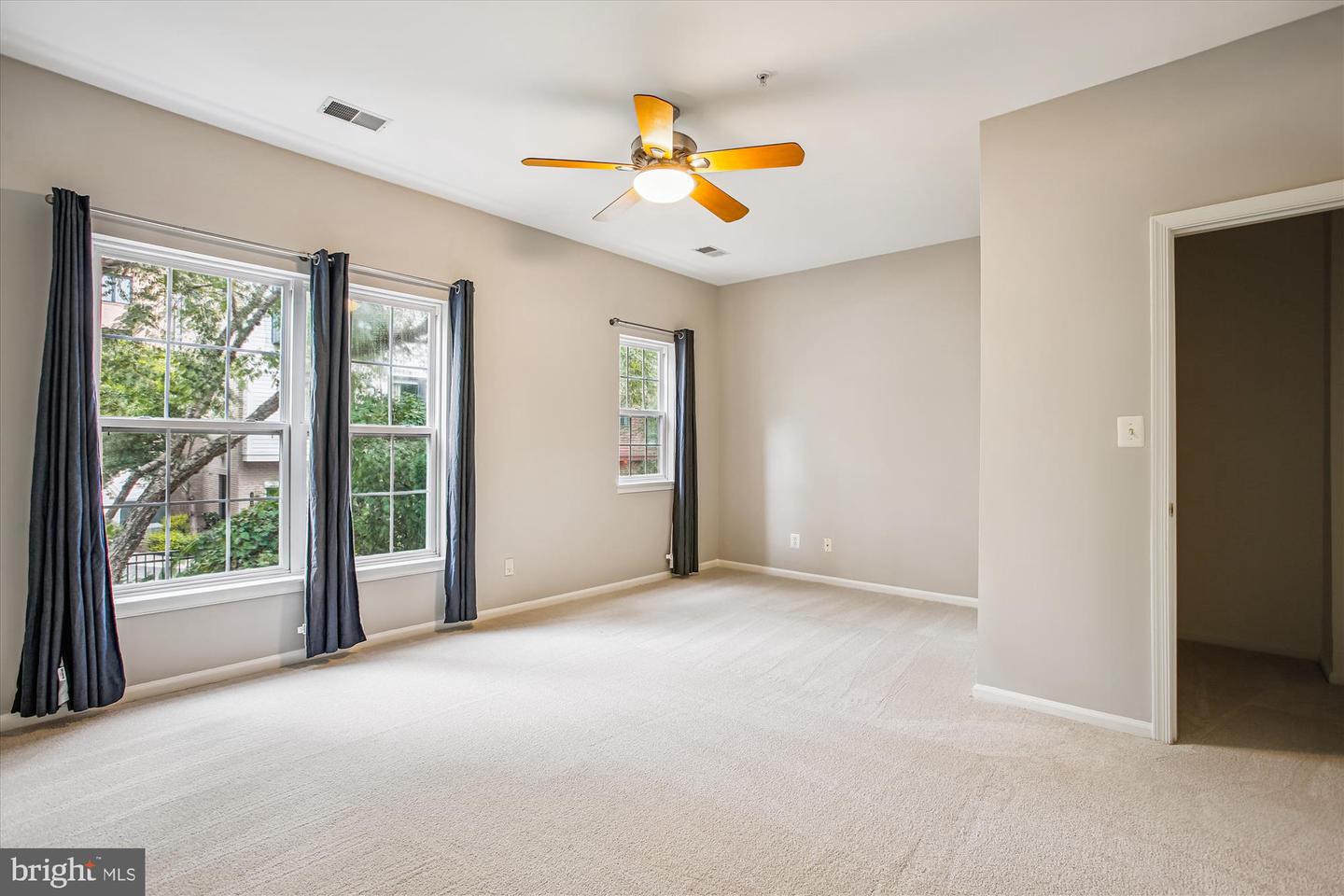 171 BARRETT PL, ALEXANDRIA, Virginia 22304, 3 Bedrooms Bedrooms, ,2 BathroomsBathrooms,Residential,For sale,171 BARRETT PL,VAAX2048468 MLS # VAAX2048468