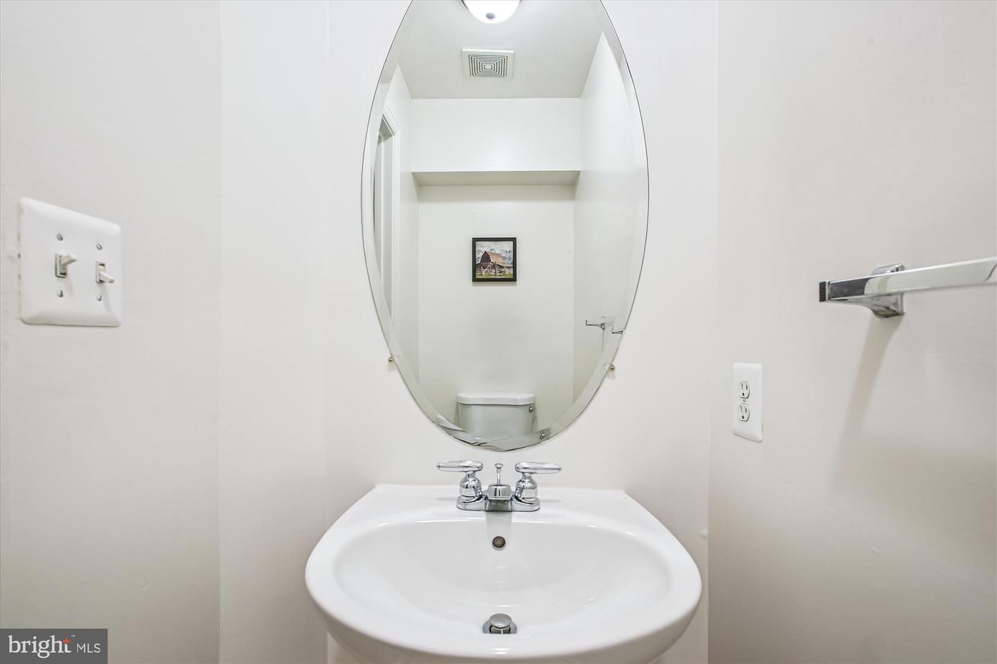 171 BARRETT PL, ALEXANDRIA, Virginia 22304, 3 Bedrooms Bedrooms, ,2 BathroomsBathrooms,Residential,For sale,171 BARRETT PL,VAAX2048468 MLS # VAAX2048468