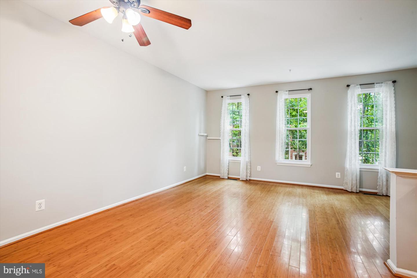 171 BARRETT PL, ALEXANDRIA, Virginia 22304, 3 Bedrooms Bedrooms, ,2 BathroomsBathrooms,Residential,For sale,171 BARRETT PL,VAAX2048468 MLS # VAAX2048468
