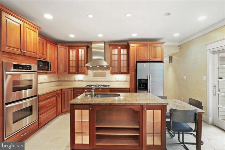 1515 CEDAR AVE, MCLEAN, Virginia 22101, 3 Bedrooms Bedrooms, 6 Rooms Rooms,2 BathroomsBathrooms,Residential,For sale,1515 CEDAR AVE,VAFX2260750 MLS # VAFX2260750