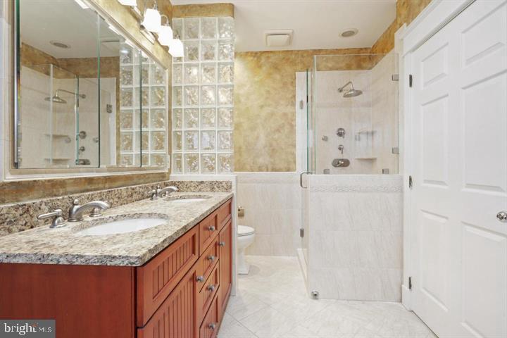1515 CEDAR AVE, MCLEAN, Virginia 22101, 3 Bedrooms Bedrooms, 6 Rooms Rooms,2 BathroomsBathrooms,Residential,For sale,1515 CEDAR AVE,VAFX2260750 MLS # VAFX2260750