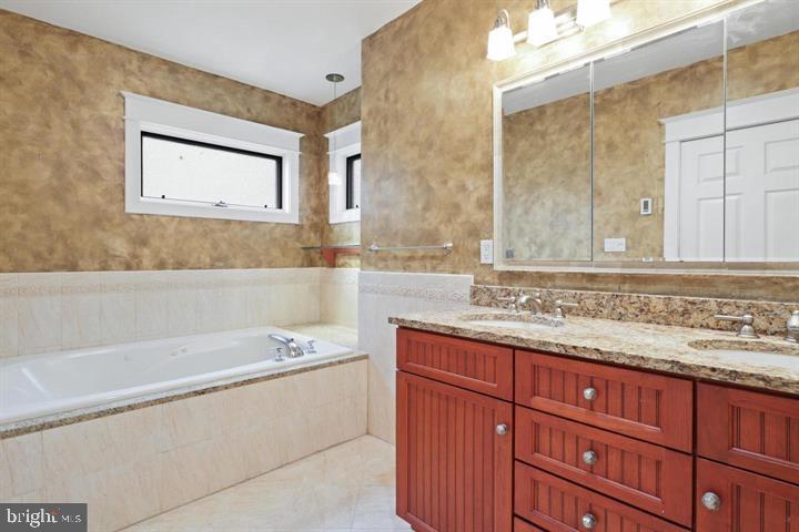 1515 CEDAR AVE, MCLEAN, Virginia 22101, 3 Bedrooms Bedrooms, 6 Rooms Rooms,2 BathroomsBathrooms,Residential,For sale,1515 CEDAR AVE,VAFX2260750 MLS # VAFX2260750