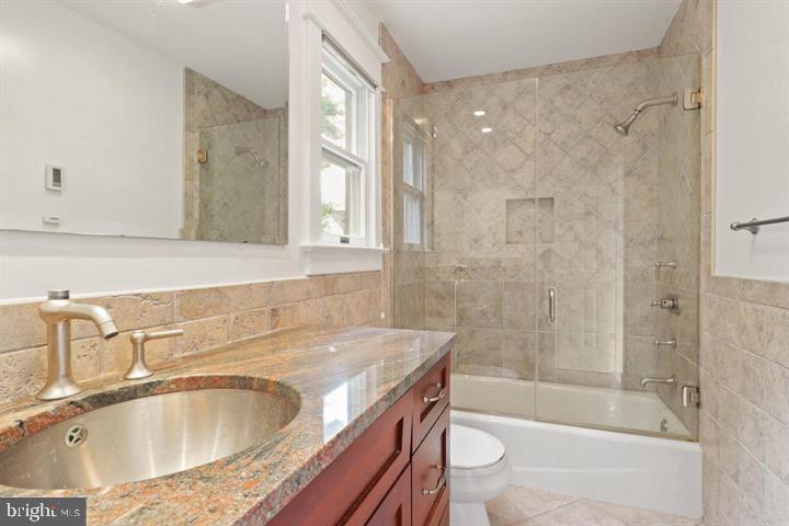1515 CEDAR AVE, MCLEAN, Virginia 22101, 3 Bedrooms Bedrooms, 6 Rooms Rooms,2 BathroomsBathrooms,Residential,For sale,1515 CEDAR AVE,VAFX2260750 MLS # VAFX2260750