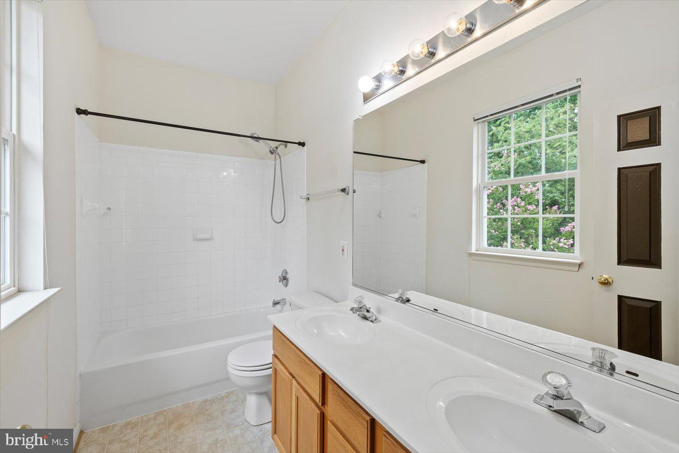 11202 NEWMAN CT, FREDERICKSBURG, Virginia 22407, 3 Bedrooms Bedrooms, ,2 BathroomsBathrooms,Residential,For sale,11202 NEWMAN CT,VASP2035442 MLS # VASP2035442