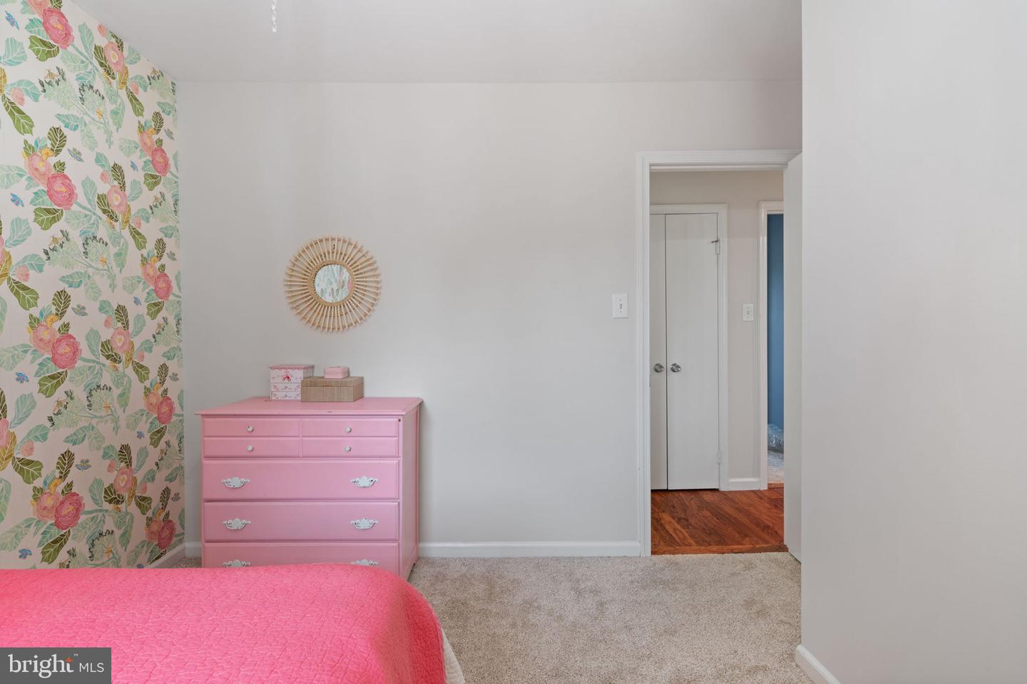 8133 LARKIN LN, VIENNA, Virginia 22182, 4 Bedrooms Bedrooms, ,3 BathroomsBathrooms,Residential,For sale,8133 LARKIN LN,VAFX2261076 MLS # VAFX2261076