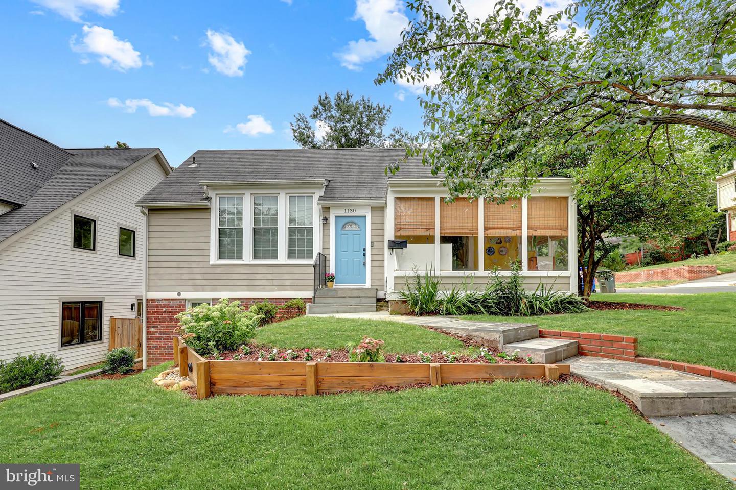 1130 17TH ST S, ARLINGTON, Virginia 22202, 3 Bedrooms Bedrooms, ,3 BathroomsBathrooms,Residential,For sale,1130 17TH ST S,VAAR2062234 MLS # VAAR2062234