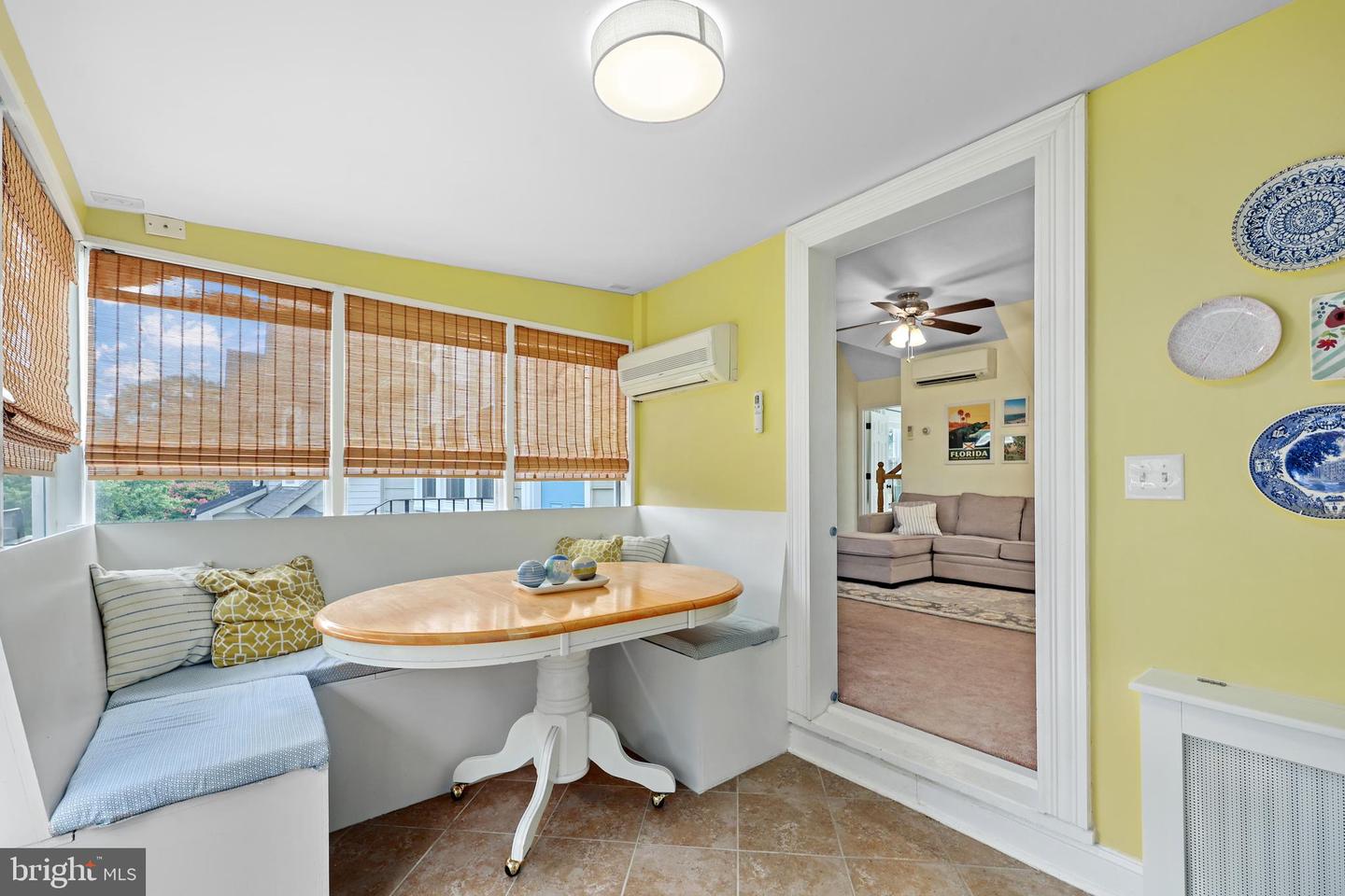 1130 17TH ST S, ARLINGTON, Virginia 22202, 3 Bedrooms Bedrooms, ,3 BathroomsBathrooms,Residential,For sale,1130 17TH ST S,VAAR2062234 MLS # VAAR2062234