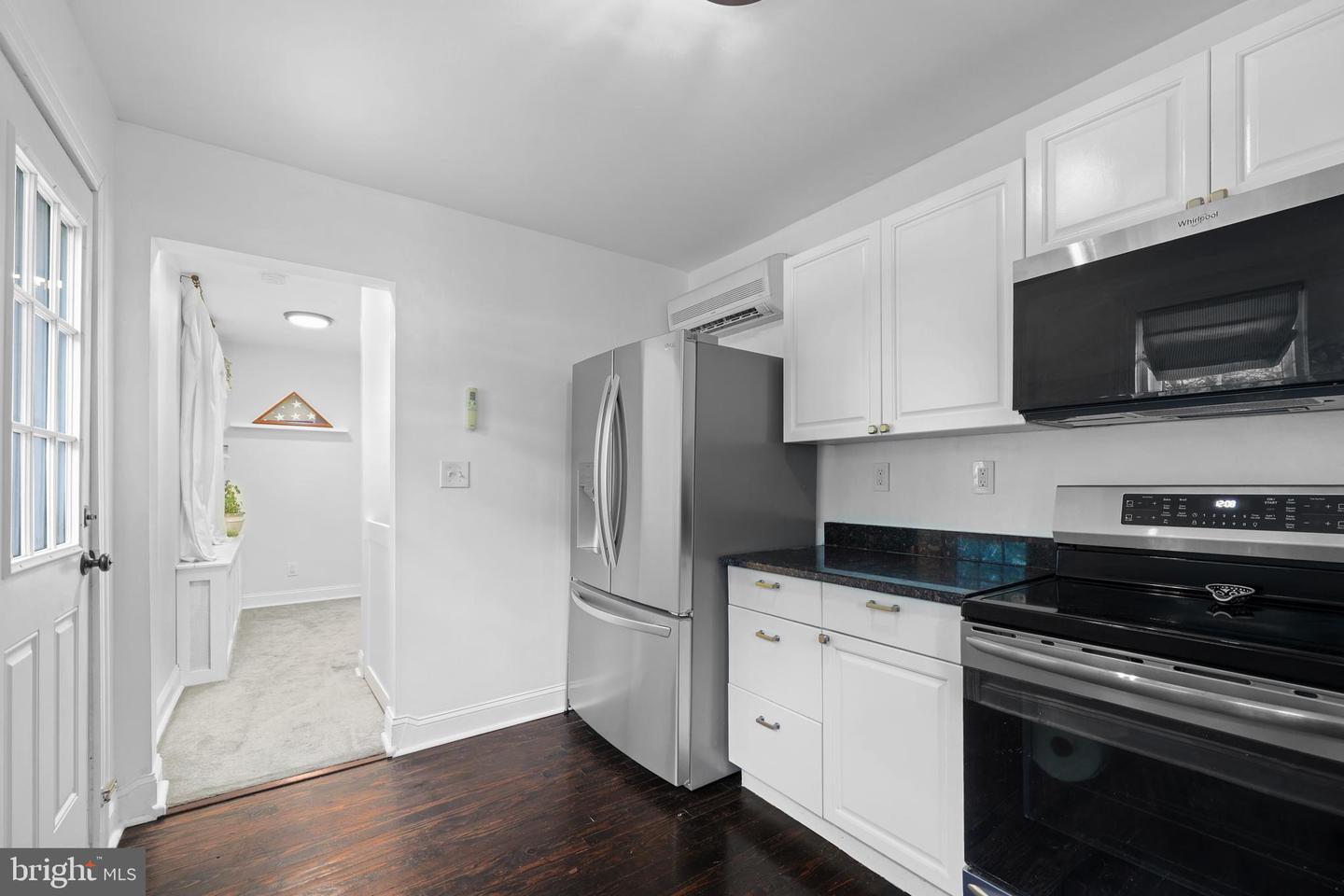 1130 17TH ST S, ARLINGTON, Virginia 22202, 3 Bedrooms Bedrooms, ,3 BathroomsBathrooms,Residential,For sale,1130 17TH ST S,VAAR2062234 MLS # VAAR2062234
