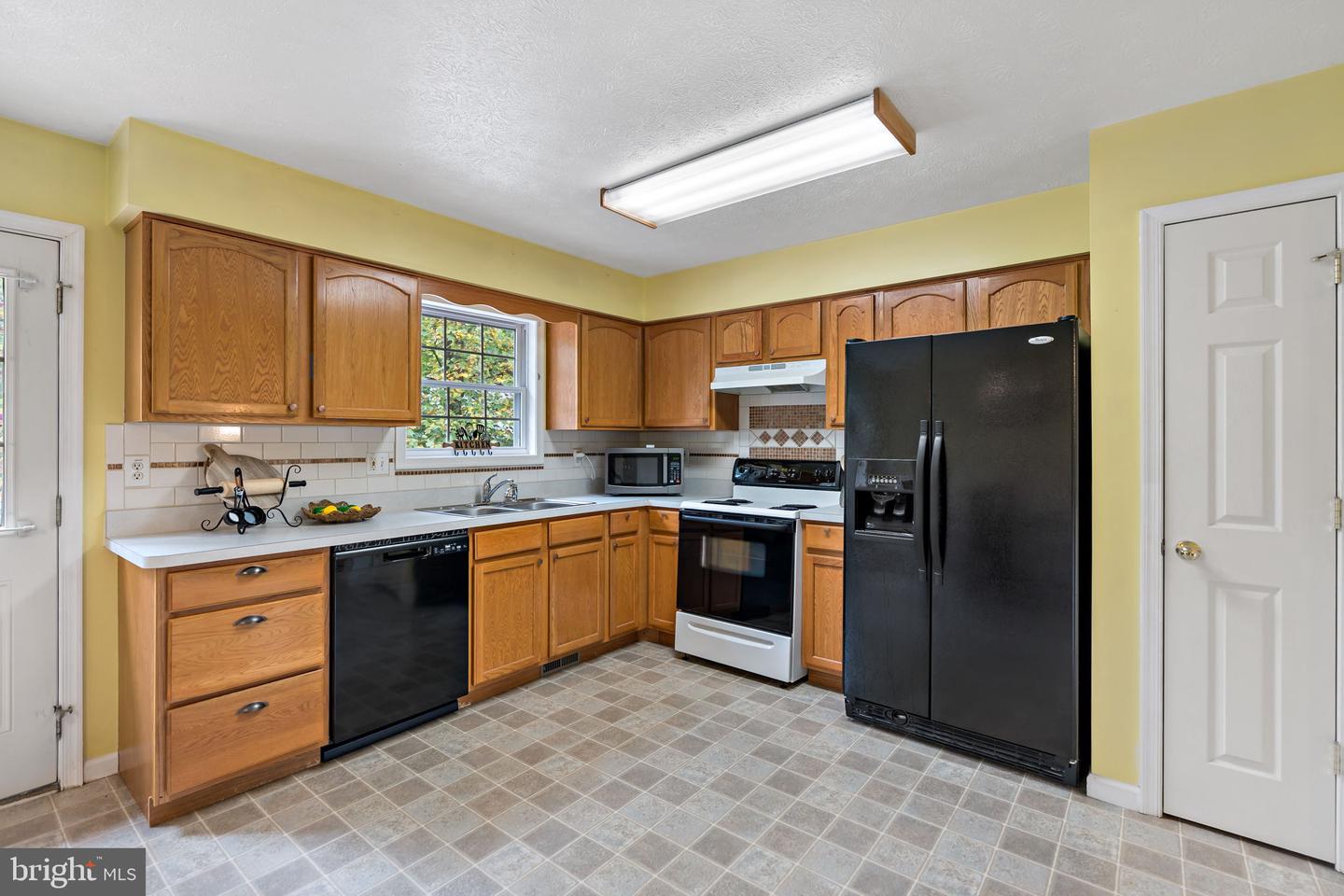 148 ASPEN TRL, WINCHESTER, Virginia 22602, 2 Bedrooms Bedrooms, 7 Rooms Rooms,2 BathroomsBathrooms,Residential,For sale,148 ASPEN TRL,VAFV2036086 MLS # VAFV2036086