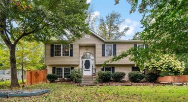 148 ASPEN TRL, WINCHESTER, Virginia 22602, 2 Bedrooms Bedrooms, 7 Rooms Rooms,2 BathroomsBathrooms,Residential,For sale,148 ASPEN TRL,VAFV2036086 MLS # VAFV2036086