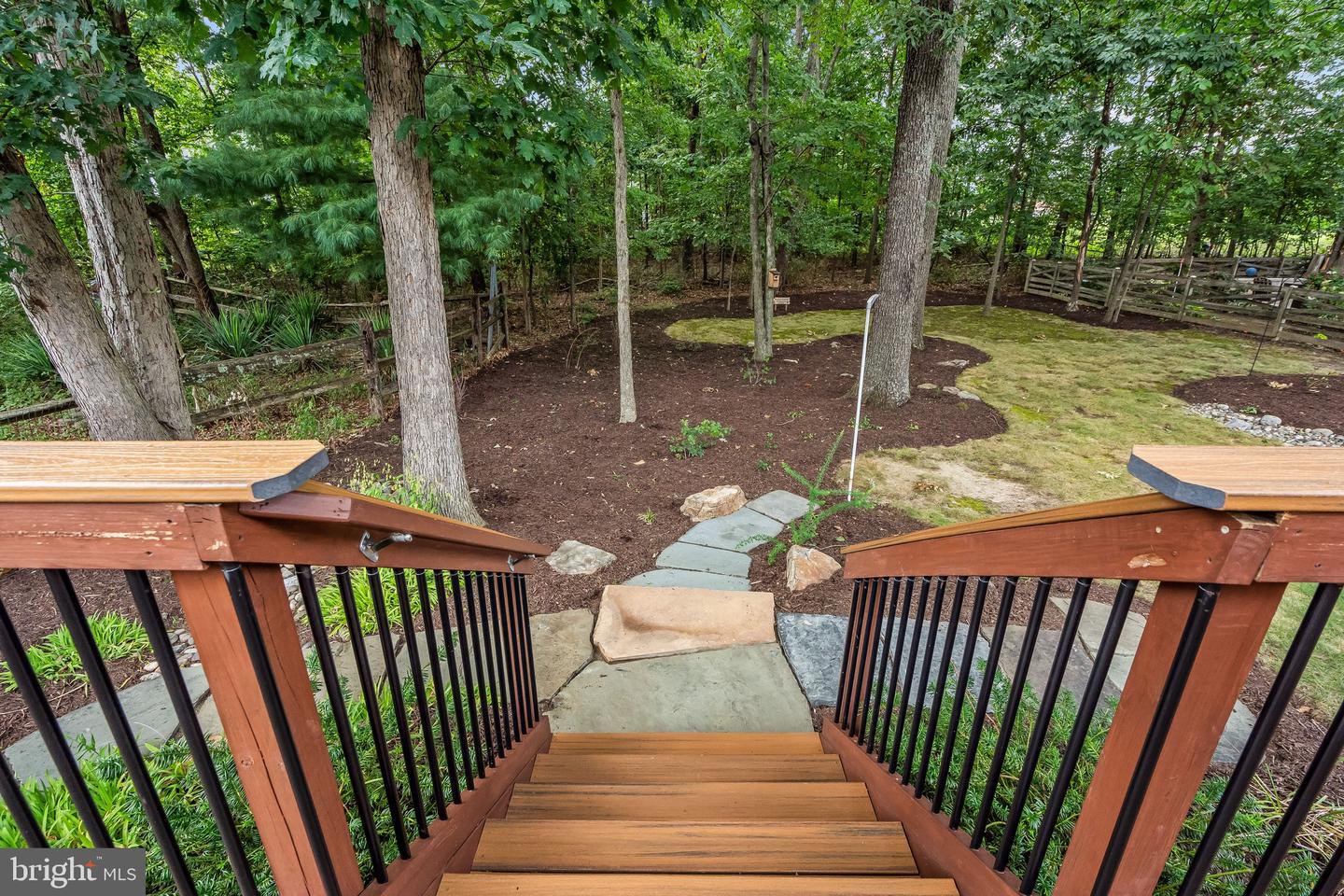 404 TAMARACK LN, STERLING, Virginia 20164, 4 Bedrooms Bedrooms, ,2 BathroomsBathrooms,Residential,For sale,404 TAMARACK LN,VALO2104562 MLS # VALO2104562
