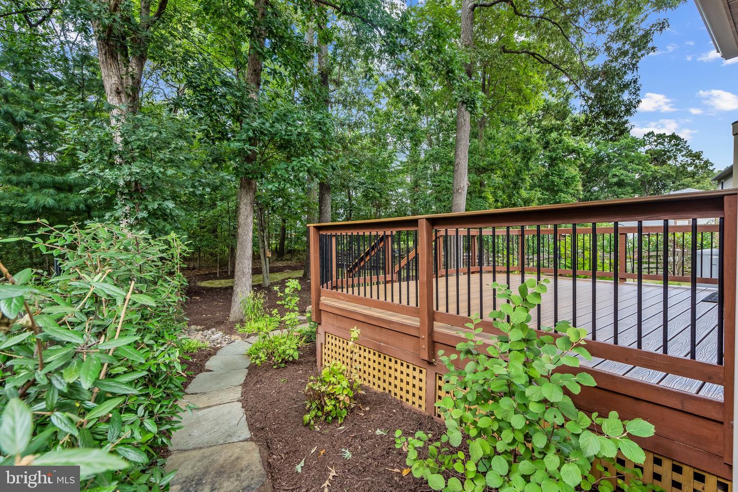 404 TAMARACK LN, STERLING, Virginia 20164, 4 Bedrooms Bedrooms, ,2 BathroomsBathrooms,Residential,For sale,404 TAMARACK LN,VALO2104562 MLS # VALO2104562