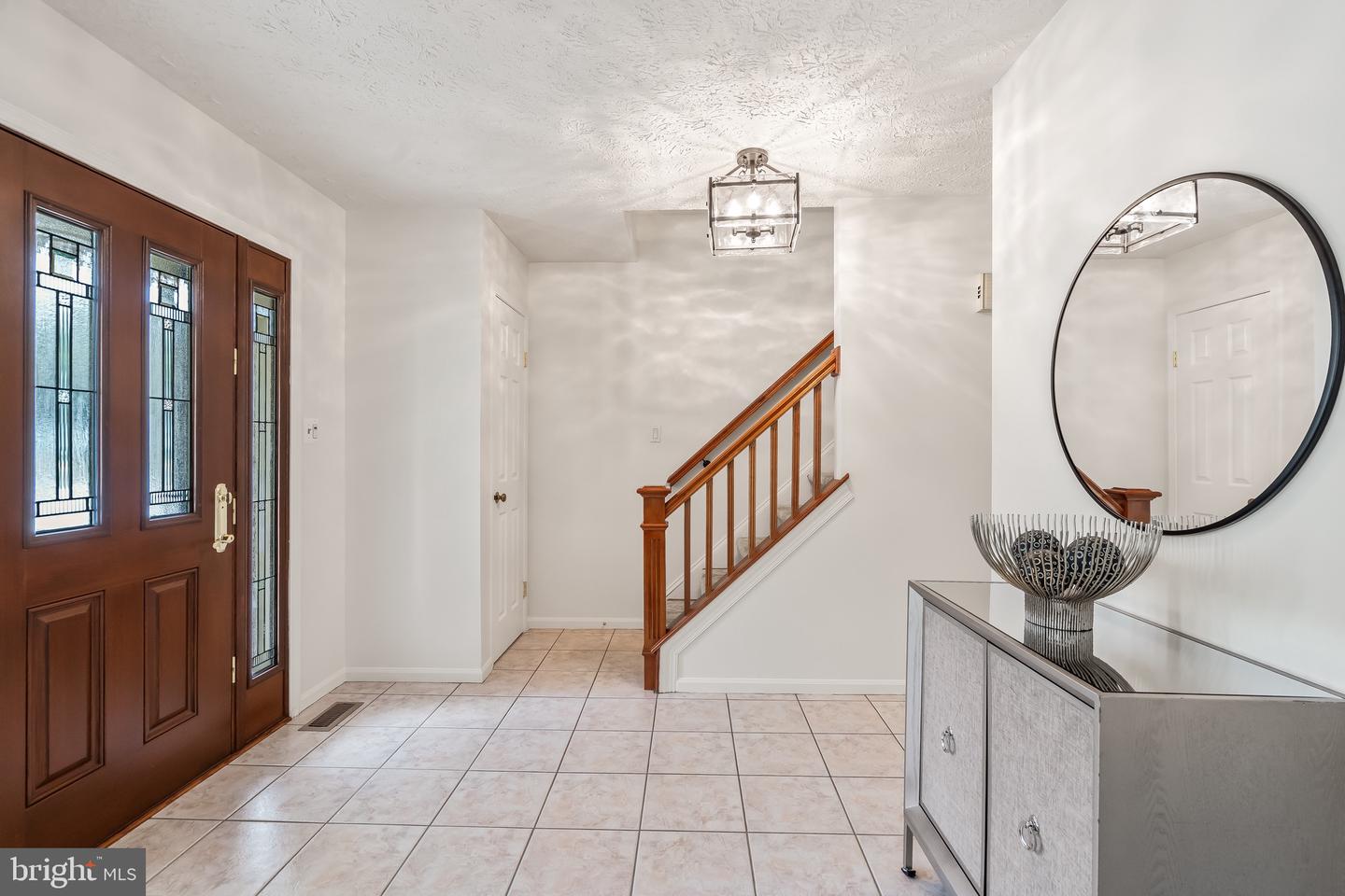 404 TAMARACK LN, STERLING, Virginia 20164, 4 Bedrooms Bedrooms, ,2 BathroomsBathrooms,Residential,For sale,404 TAMARACK LN,VALO2104562 MLS # VALO2104562