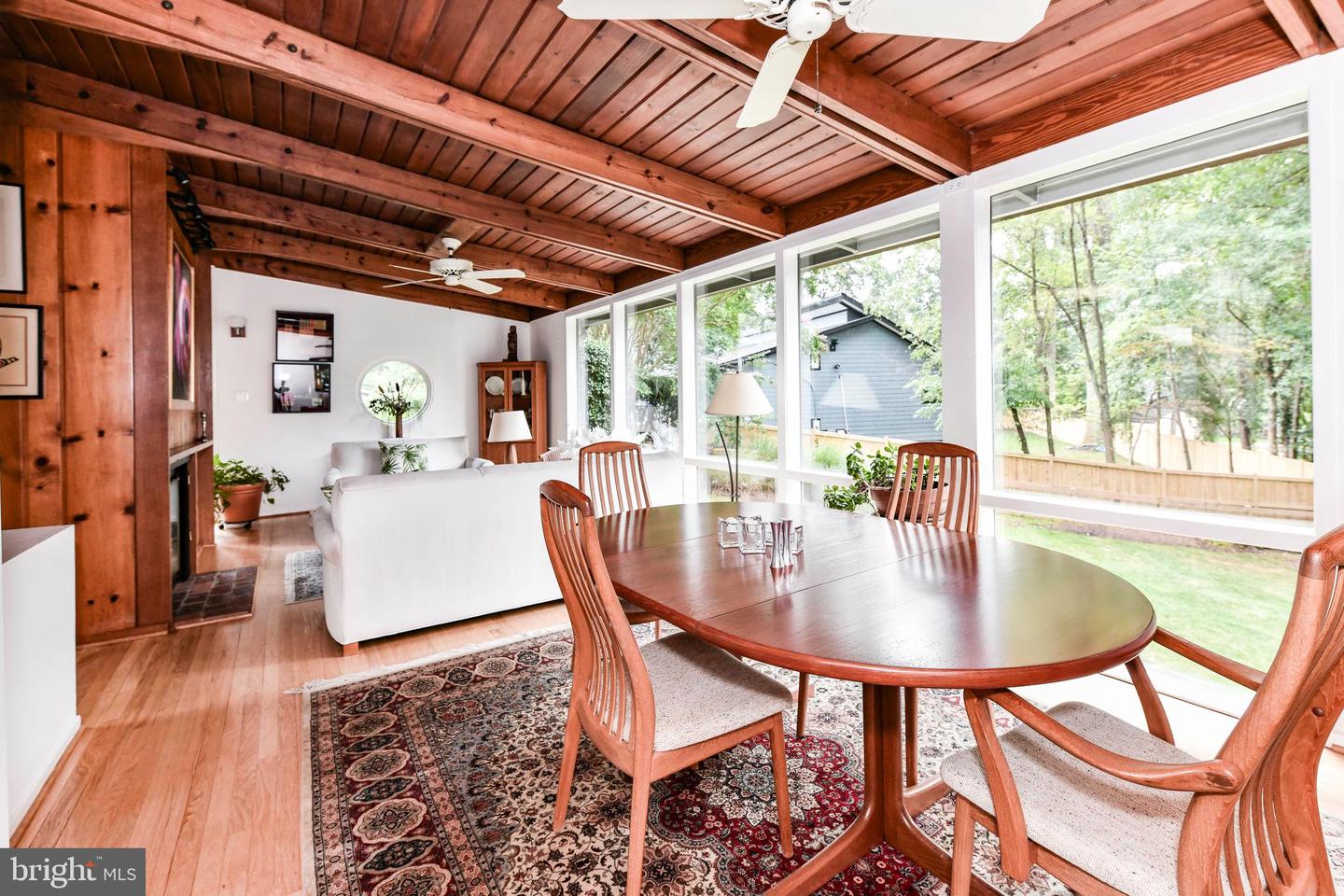 2926 MEADOW VIEW RD, FALLS CHURCH, Virginia 22042, 3 Bedrooms Bedrooms, ,2 BathroomsBathrooms,Residential,For sale,2926 MEADOW VIEW RD,VAFX2261400 MLS # VAFX2261400