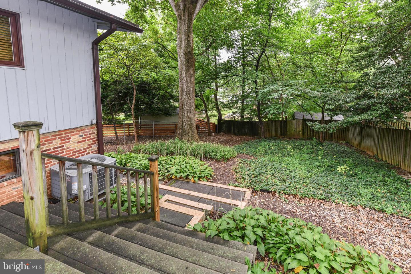 2926 MEADOW VIEW RD, FALLS CHURCH, Virginia 22042, 3 Bedrooms Bedrooms, ,2 BathroomsBathrooms,Residential,For sale,2926 MEADOW VIEW RD,VAFX2261400 MLS # VAFX2261400