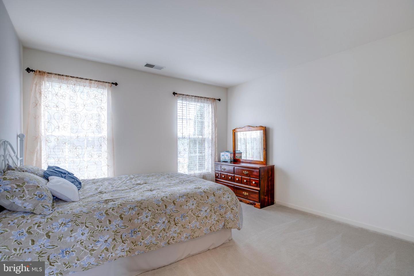 25302 MASTERY PL, ALDIE, Virginia 20105, 4 Bedrooms Bedrooms, ,3 BathroomsBathrooms,Residential,For sale,25302 MASTERY PL,VALO2104592 MLS # VALO2104592