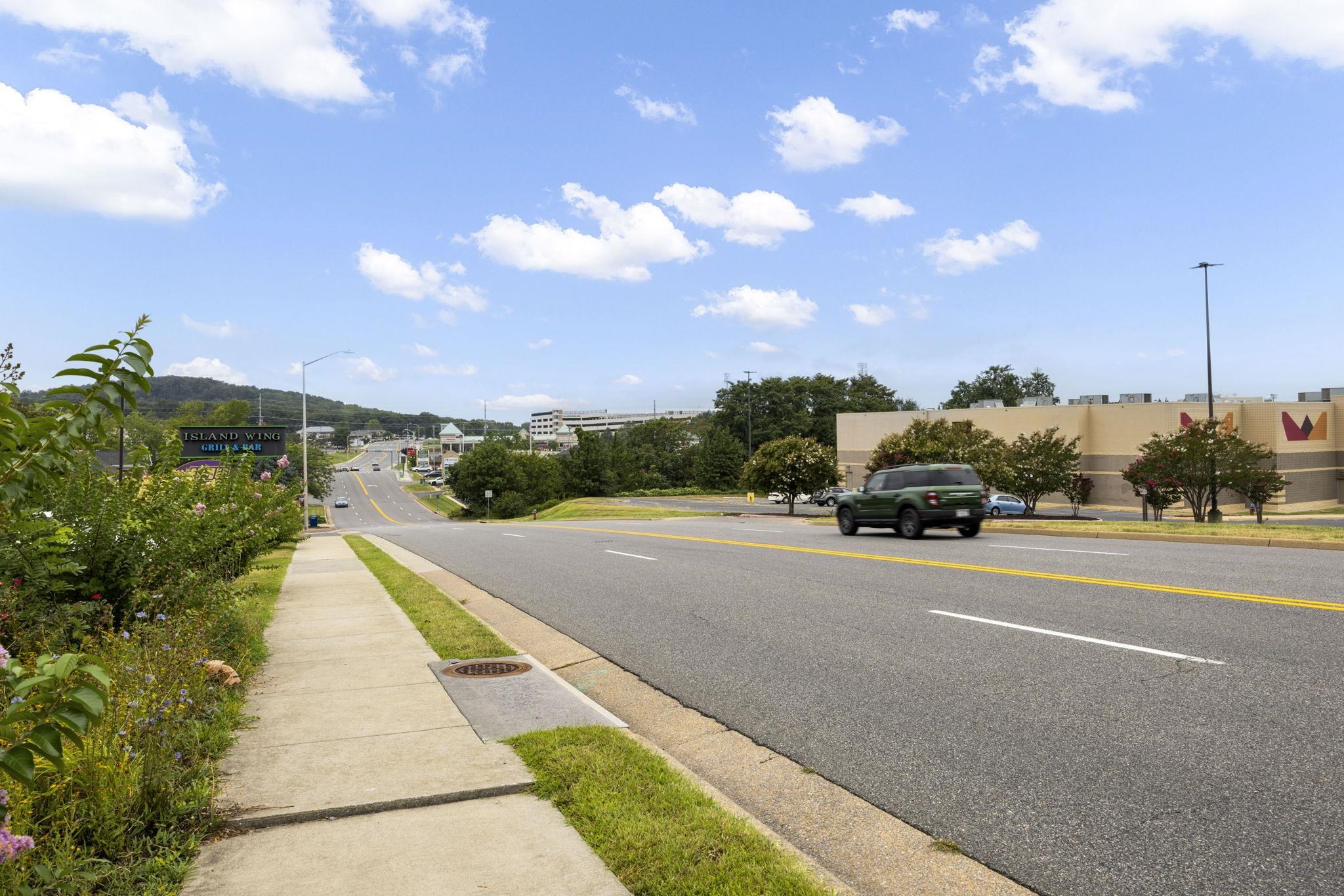 350 UNIVERSITY BLVD, HARRISONBURG, Virginia 22801, ,Commercial,350 UNIVERSITY BLVD,668190 MLS # 668190