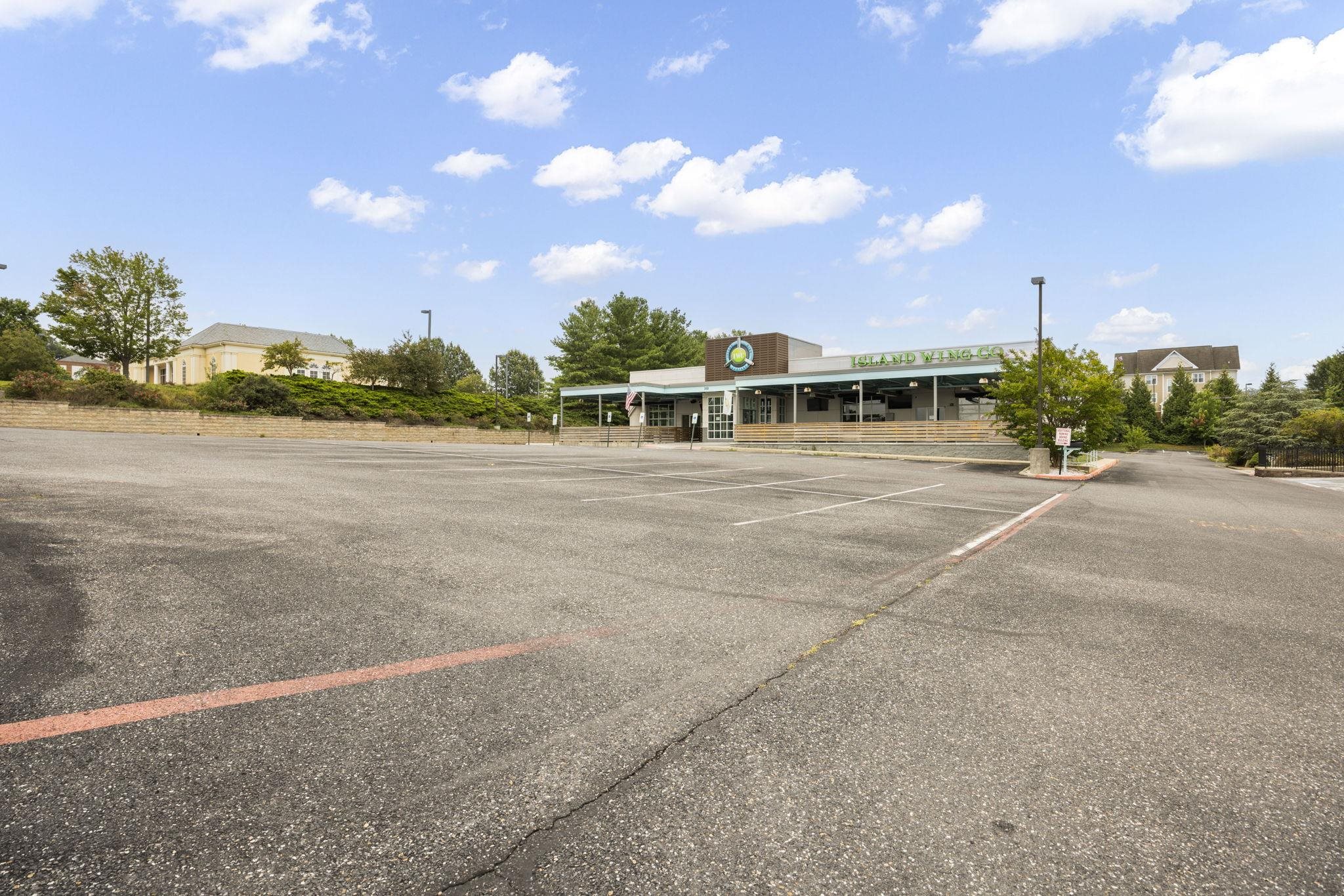 350 UNIVERSITY BLVD, HARRISONBURG, Virginia 22801, ,Commercial,350 UNIVERSITY BLVD,668190 MLS # 668190