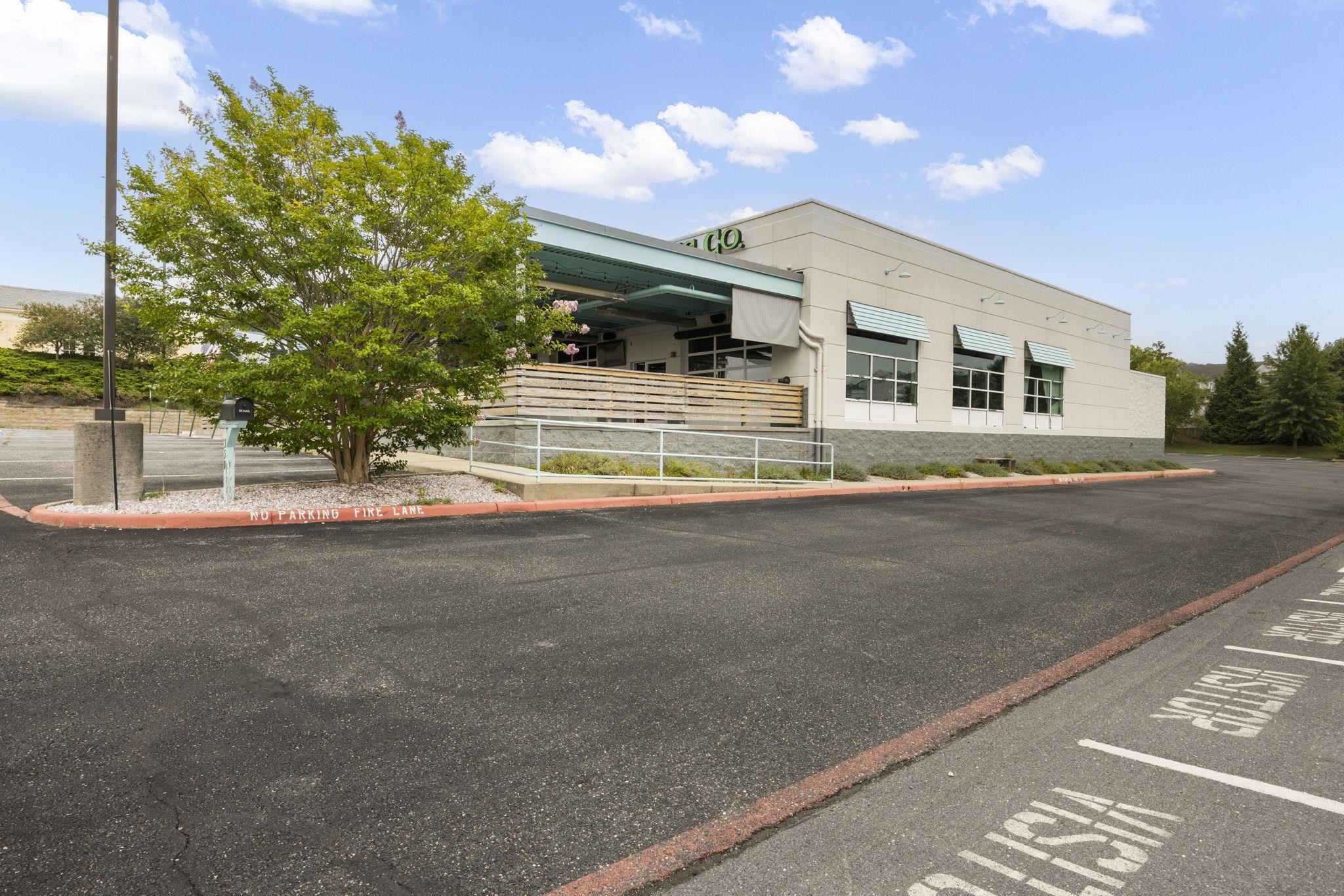 350 UNIVERSITY BLVD, HARRISONBURG, Virginia 22801, ,Commercial,350 UNIVERSITY BLVD,668190 MLS # 668190