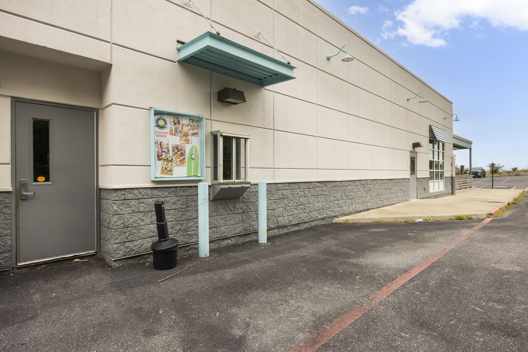 350 UNIVERSITY BLVD, HARRISONBURG, Virginia 22801, ,Commercial,350 UNIVERSITY BLVD,668190 MLS # 668190