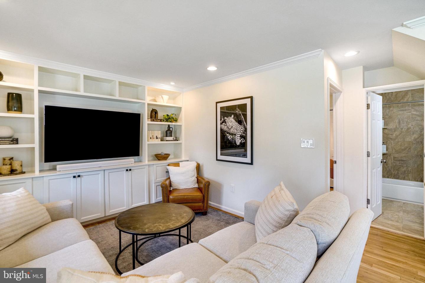 6626 CAVALIER DR, ALEXANDRIA, Virginia 22307, 3 Bedrooms Bedrooms, ,2 BathroomsBathrooms,Residential,For sale,6626 CAVALIER DR,VAFX2261440 MLS # VAFX2261440