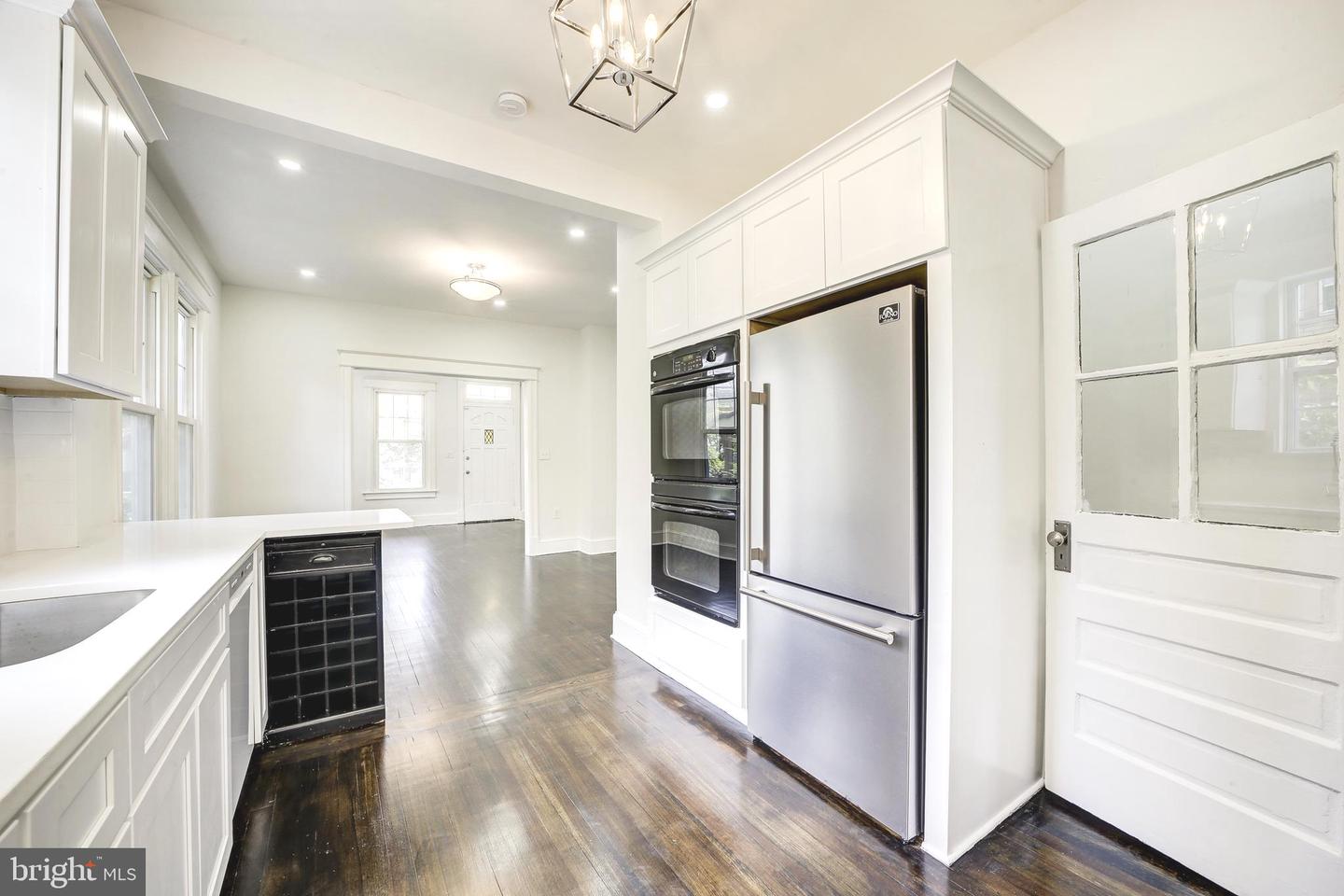 3214 5TH ST SE, WASHINGTON, District Of Columbia 20032, 6 Bedrooms Bedrooms, ,3 BathroomsBathrooms,Residential,For sale,3214 5TH ST SE,DCDC2215404 MLS # DCDC2215404