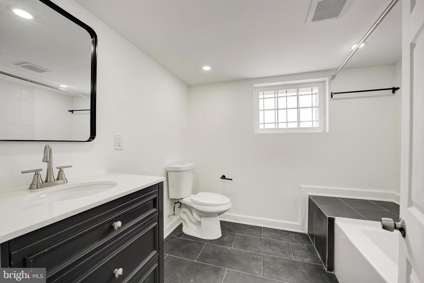 3214 5TH ST SE, WASHINGTON, District Of Columbia 20032, 6 Bedrooms Bedrooms, ,3 BathroomsBathrooms,Residential,For sale,3214 5TH ST SE,DCDC2215404 MLS # DCDC2215404
