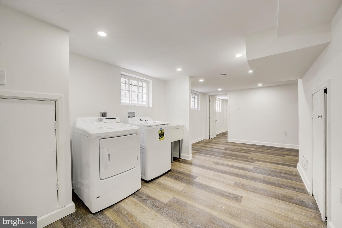3214 5TH ST SE, WASHINGTON, District Of Columbia 20032, 6 Bedrooms Bedrooms, ,3 BathroomsBathrooms,Residential,For sale,3214 5TH ST SE,DCDC2215404 MLS # DCDC2215404