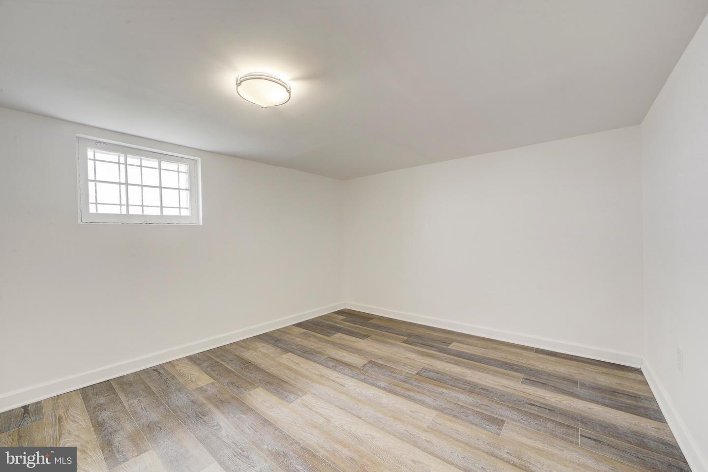 3214 5TH ST SE, WASHINGTON, District Of Columbia 20032, 6 Bedrooms Bedrooms, ,3 BathroomsBathrooms,Residential,For sale,3214 5TH ST SE,DCDC2215404 MLS # DCDC2215404