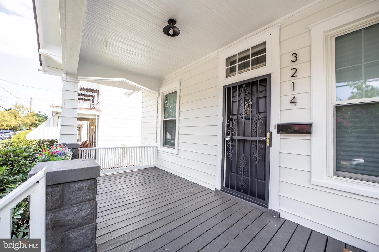 3214 5TH ST SE, WASHINGTON, District Of Columbia 20032, 6 Bedrooms Bedrooms, ,3 BathroomsBathrooms,Residential,For sale,3214 5TH ST SE,DCDC2215404 MLS # DCDC2215404