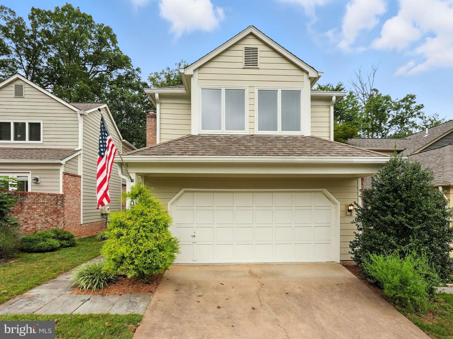2907 ELMTOP CT, OAKTON, Virginia 22124, 3 Bedrooms Bedrooms, ,3 BathroomsBathrooms,Residential,For sale,2907 ELMTOP CT,VAFX2261742 MLS # VAFX2261742