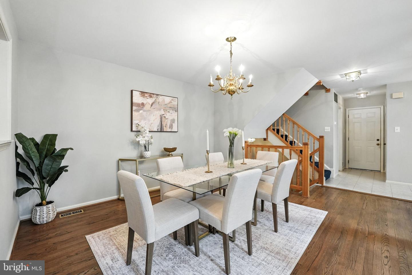2907 ELMTOP CT, OAKTON, Virginia 22124, 3 Bedrooms Bedrooms, ,3 BathroomsBathrooms,Residential,For sale,2907 ELMTOP CT,VAFX2261742 MLS # VAFX2261742